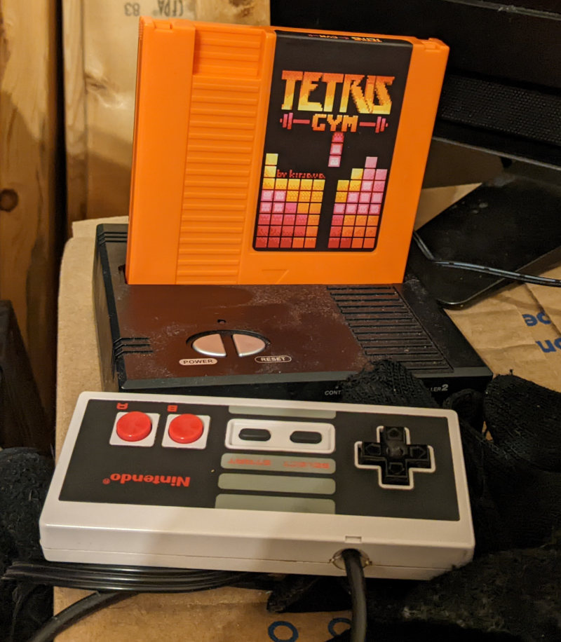 TetrisGYM by Kirjava Cart Made by EricICX With RetroN 1 FC and original NES controller